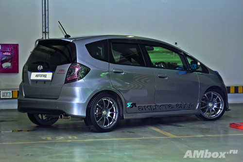 Honda Fit RS 10th Anniversary. Компакт с амбициями